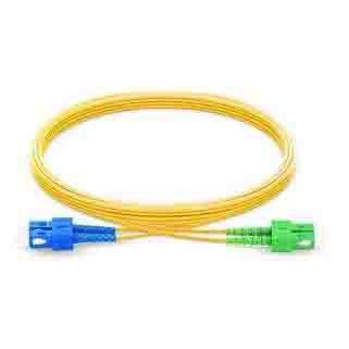 SC UPC إلى SC APC مزدوج 3.0 مم أو 2.0 مم PVC أو LSZH سترة 9/125 كبل توصيل ألياف أحادي الوضع